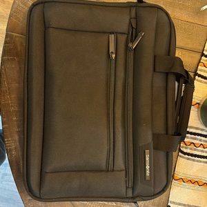 Samsonite 15.6 laptop bag